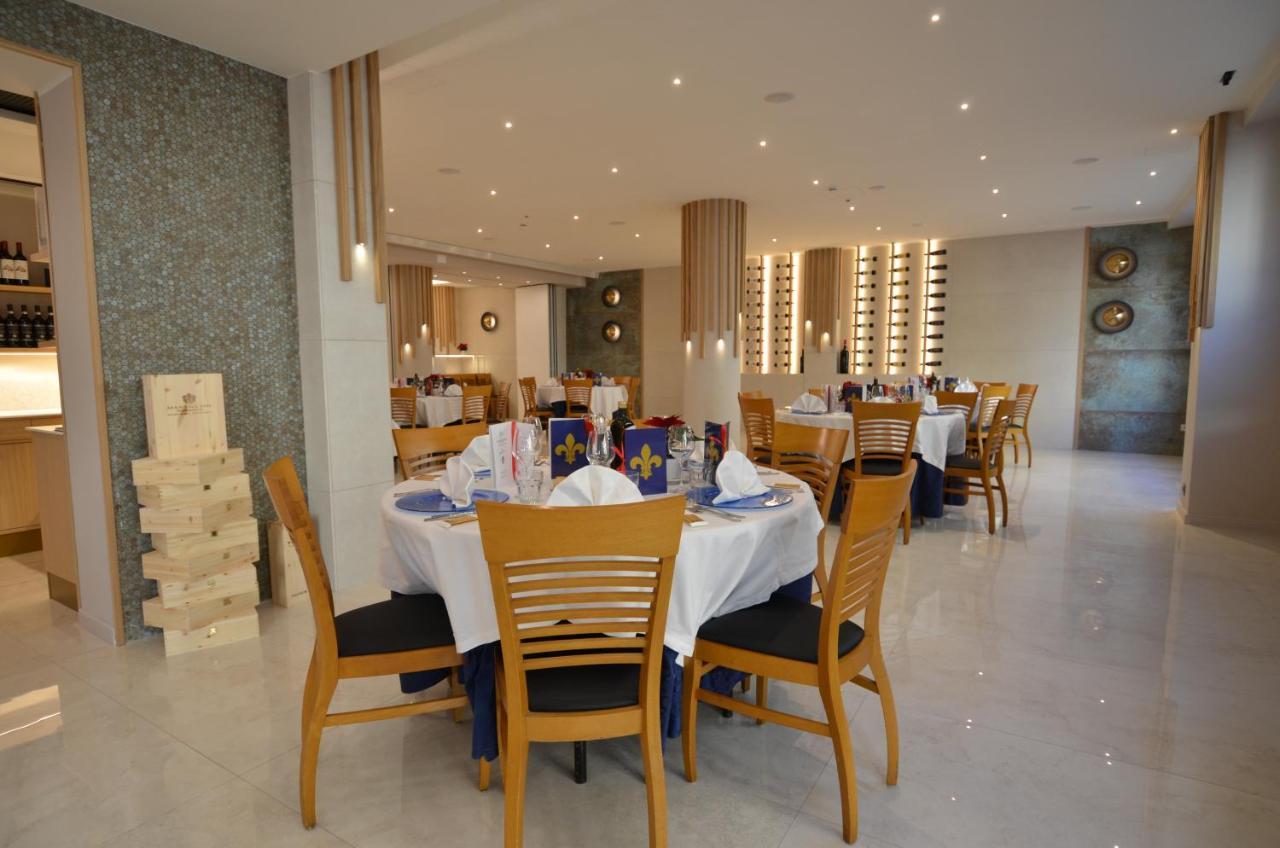 Hotel Ristorante Toscana Alassio Ngoại thất bức ảnh