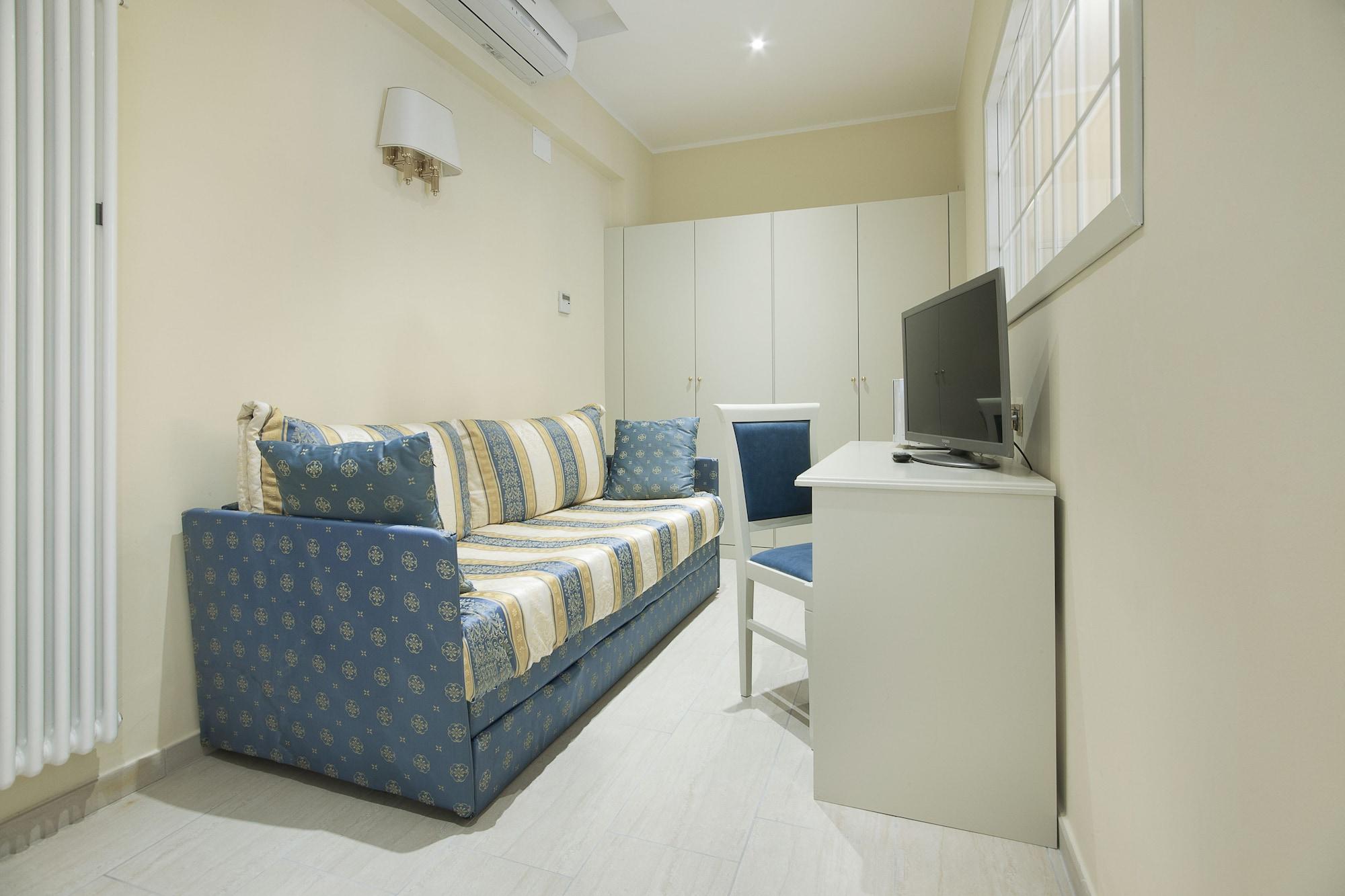 Hotel Ristorante Toscana Alassio Ngoại thất bức ảnh