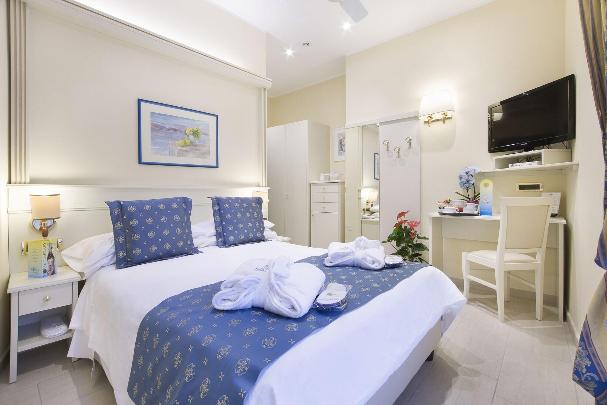 Hotel Ristorante Toscana Alassio Ngoại thất bức ảnh