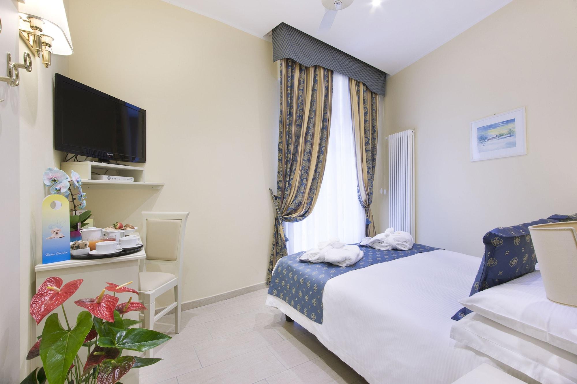 Hotel Ristorante Toscana Alassio Ngoại thất bức ảnh