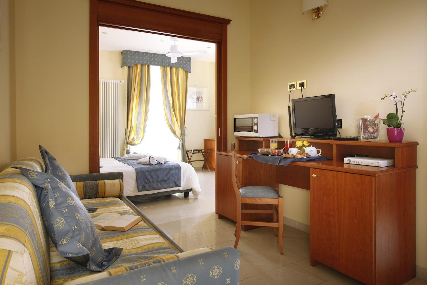 Hotel Ristorante Toscana Alassio Phòng bức ảnh